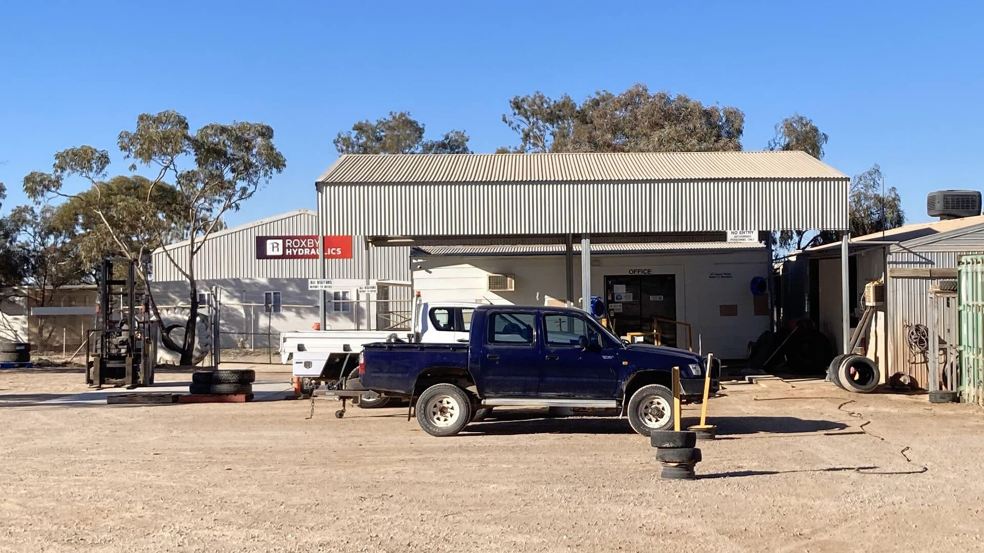 Roxby Downs Tyre Centre - Specialised Tyre and Rubber Repairers
